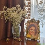 قاب عکس لاله