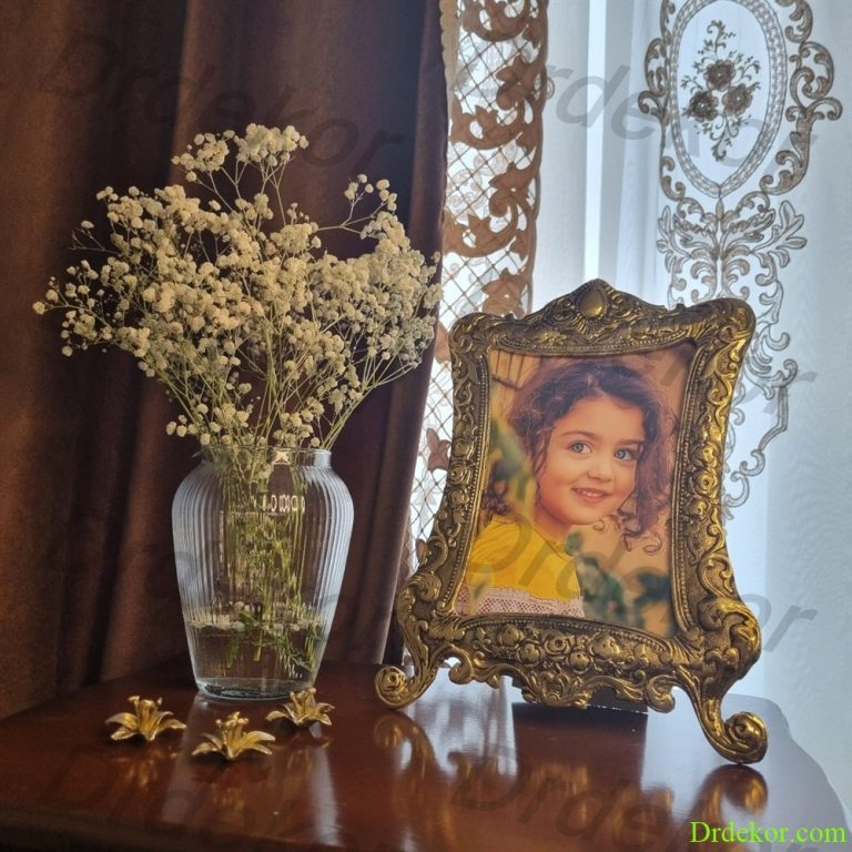 قاب عکس نگین