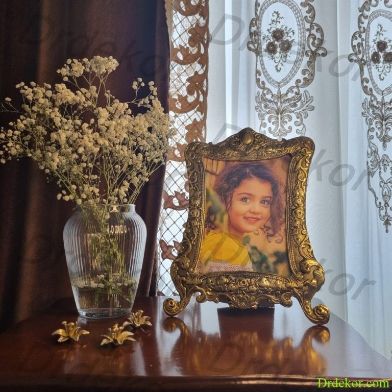 قاب عکس نگین